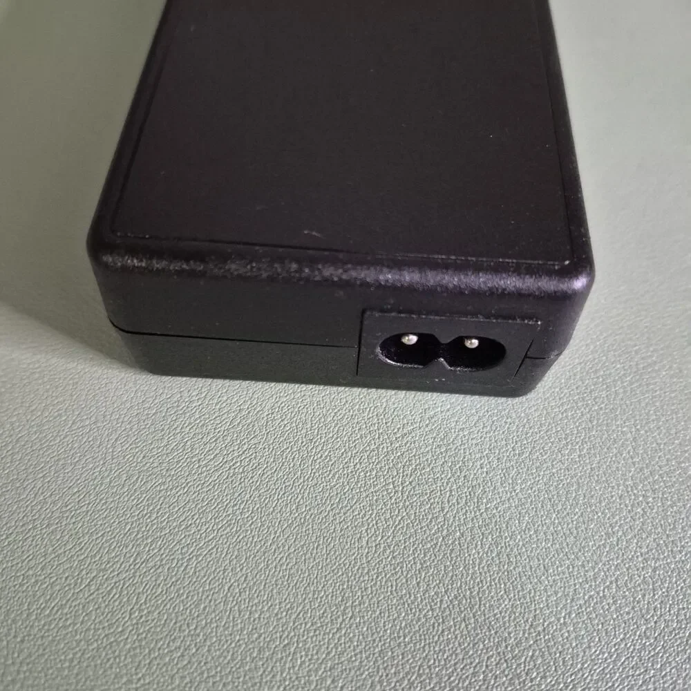Genuine Lenovo ADL135NLC3A 135W 20V 6.75A AC Adapter Yellow Slim Tip